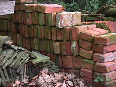 Bricks11.jpg (69669 bytes)