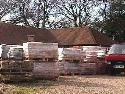 HWBricks113.jpg (88555 bytes)